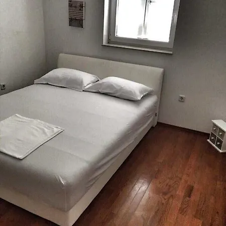 Sara Lejlighed Klimno